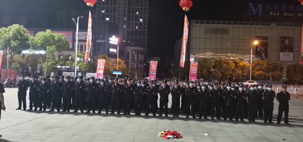 1758024556103938.jpg Q1.jpg