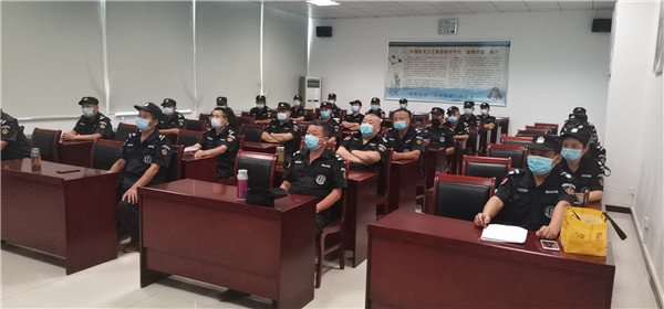 1758024718140279.jpg Q1.jpg